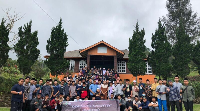 OSIM dan KKD MAN 1 Medan Sukses Gelar Dakwis di Sibolangit