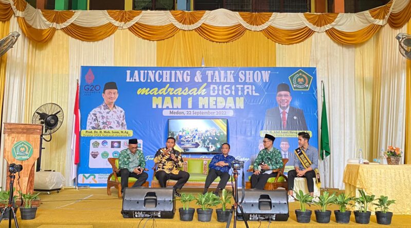 Launching dan Talk Show Madrasah Digital MAN 1 Medan
