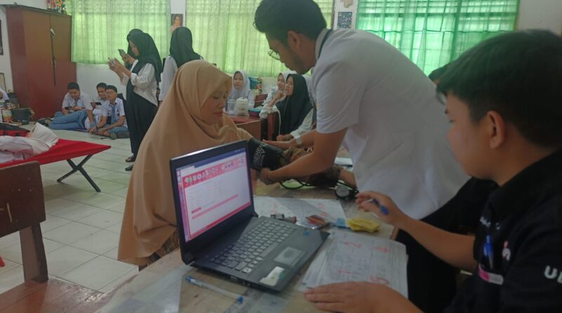 Pelaksanaan Donor Darah Program Kerja PMR MAN 1 Medan