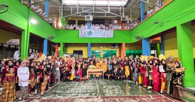 Mengajar dengan Cinta, Dihormati dengan Syukur: Khidmatnya Peringatan Hari Guru di MAN 1 Medan