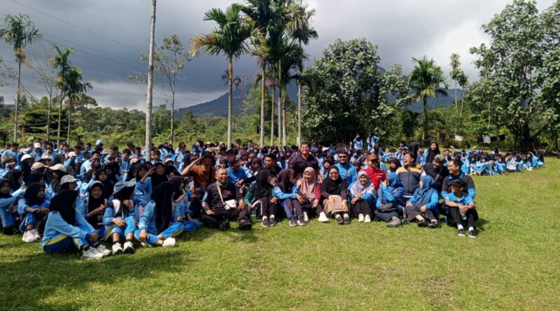 Nature Learning Expedition MAN 1 Medan: Menghadirkan Pembelajaran Bermakna melalui Eksplorasi Alam